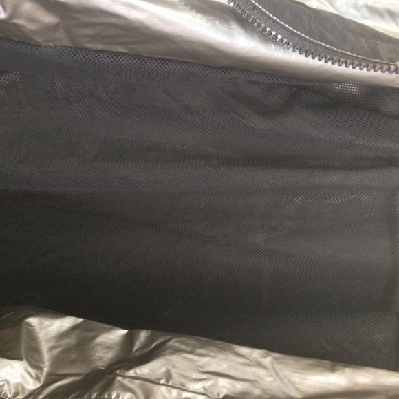 INC men's shiny reflective nylon & mesh lined windbreaker outdoor jogging jacket - Picture 4 of 5